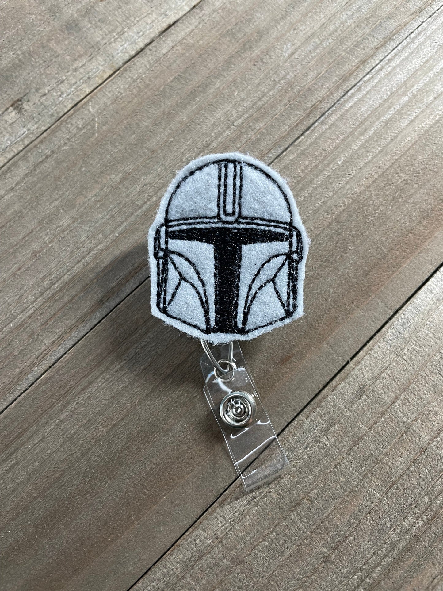 Bounty Hunter Mandalorian Helmet Retractable Badge Reel